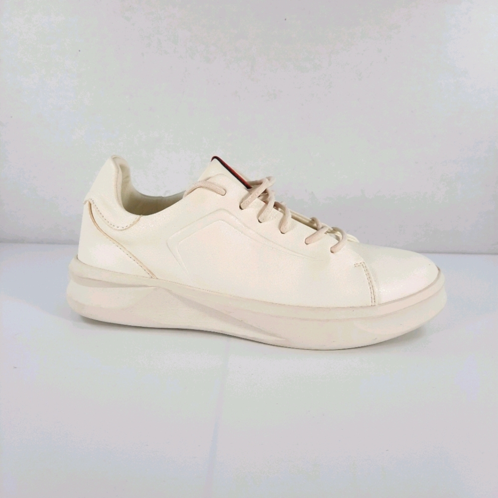 OSSLUE Mens Sneaker Classic Leather Shoe Size 8.5